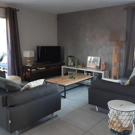 Grande Maison Avec Terrasse, Cadre Exceptionnel *