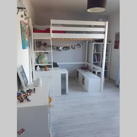 Grande Maison Avec Terrasse, Cadre Exceptionnel